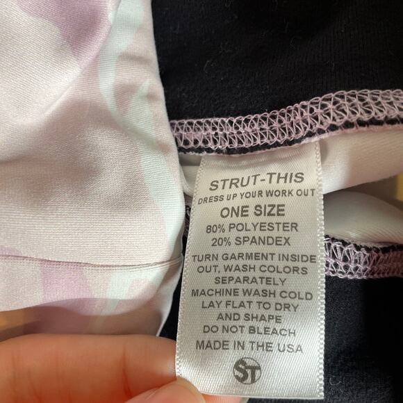 STRUT THIS Baby Pink Camo Full Length High Waisted Leggings - Picture 3 of 5